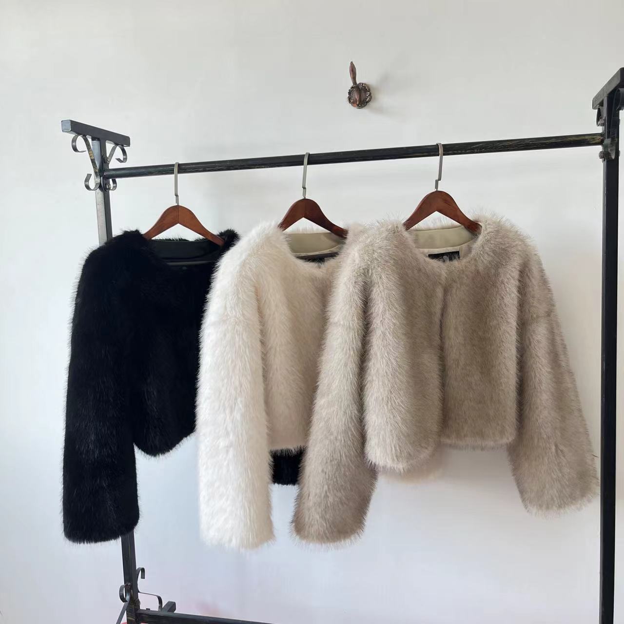 Ikonischer Street-Fashion-Week – Street Fashion Week Bewertung und Preis