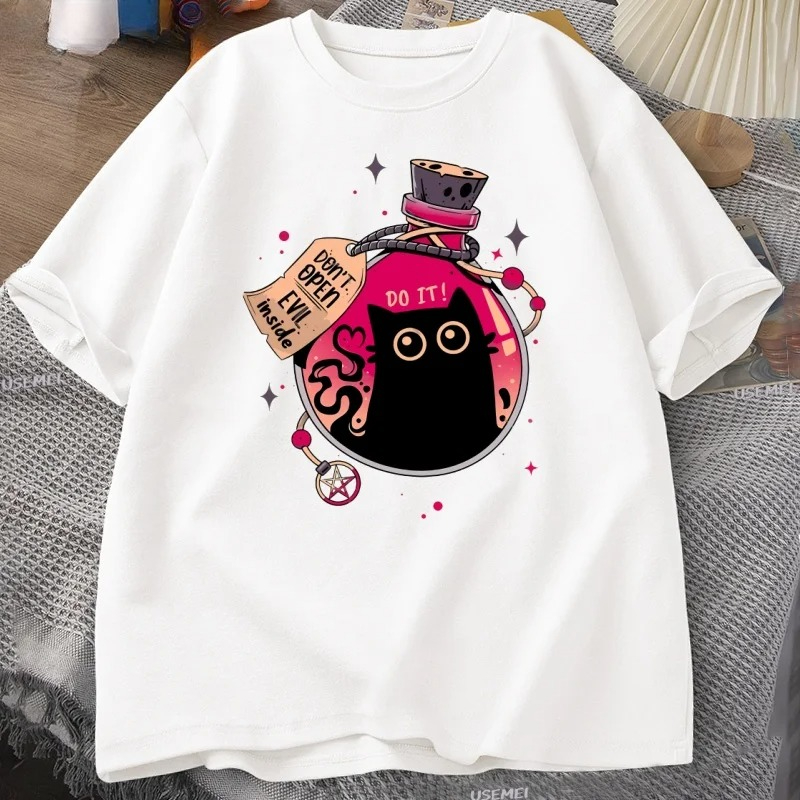 Böse schwarze Katze in der Fla – Fashion Street Cat Bewertung und Preis